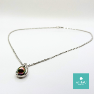 Collier Hina